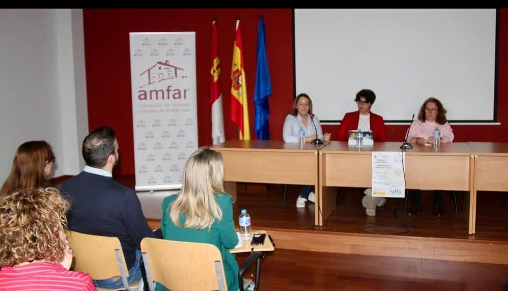 El CEIP María Luisa Cañas y el AMPA La Copa explicaron el programa Eramus Plus Nature4kids en las Jornadas de Emprendimiento de AMFAR JornadaDiadelaMujerAmfarylaCopa1